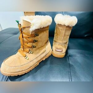 LAMO WOMENS BOOTS SIZE 8 US LIKE NEW CONDITION